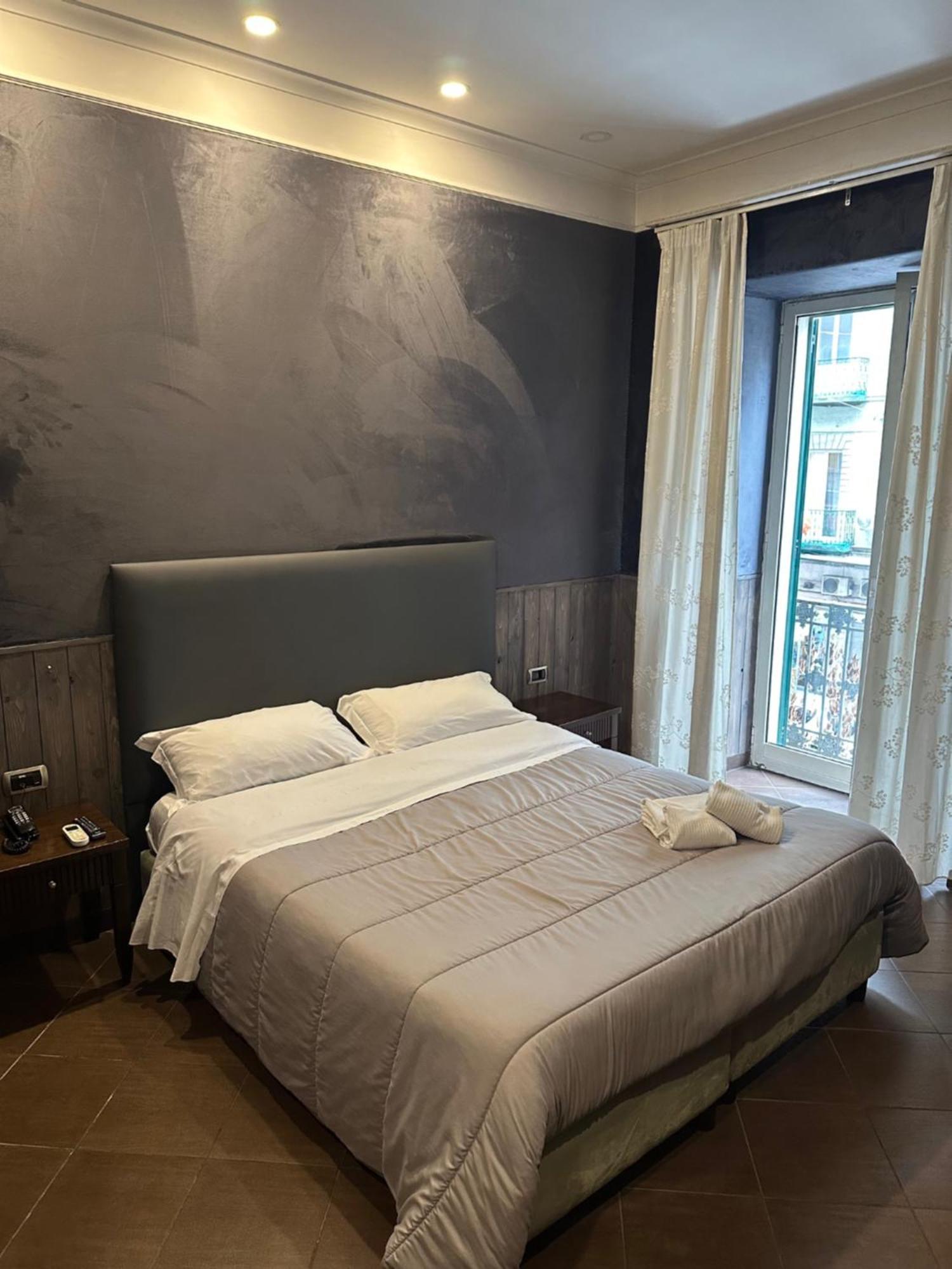 Smart Station Hotel Neapol Exteriér fotografie